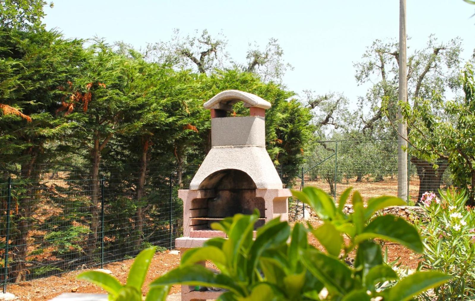 Gasthaus Trullo Degli Augelli San Michele Salentino Exterior foto